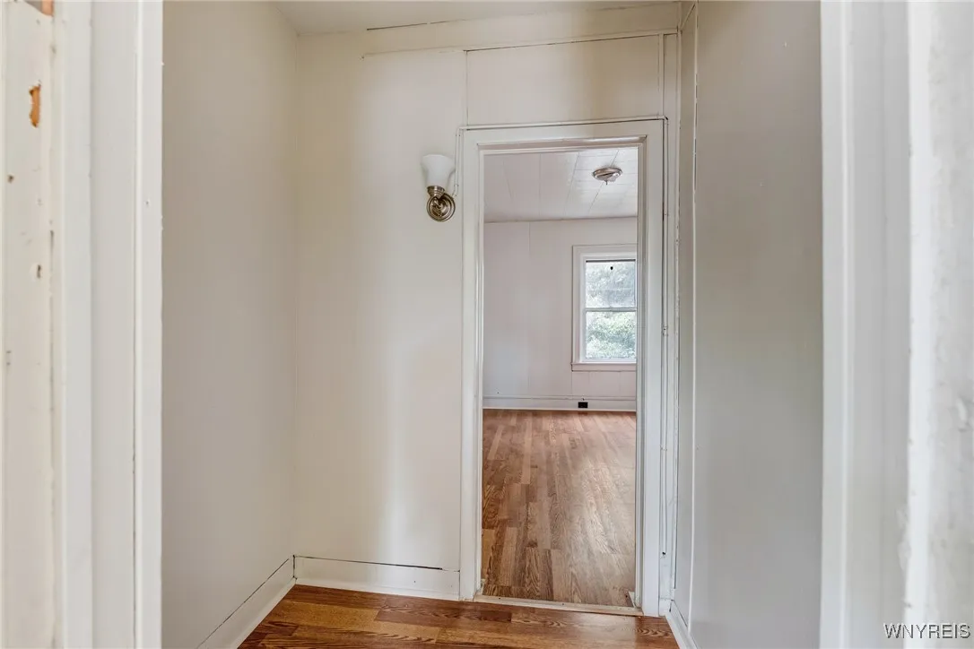 909 Tonawanda Street, Buffalo, New York 14207, Buffalo, New York 14207, 5 Bedrooms Bedrooms, ,2 BathroomsBathrooms,Residential,For Sale,909 Tonawanda Street, Buffalo, New York 14207,B1623763