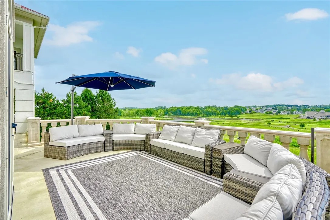 26 Cheshire, Victor, New York 14564, Victor, New York 14564, 7 Bedrooms Bedrooms, 11 Rooms Rooms,4 BathroomsBathrooms,Residential,For Sale,26 Cheshire, Victor, New York 14564,R1621604