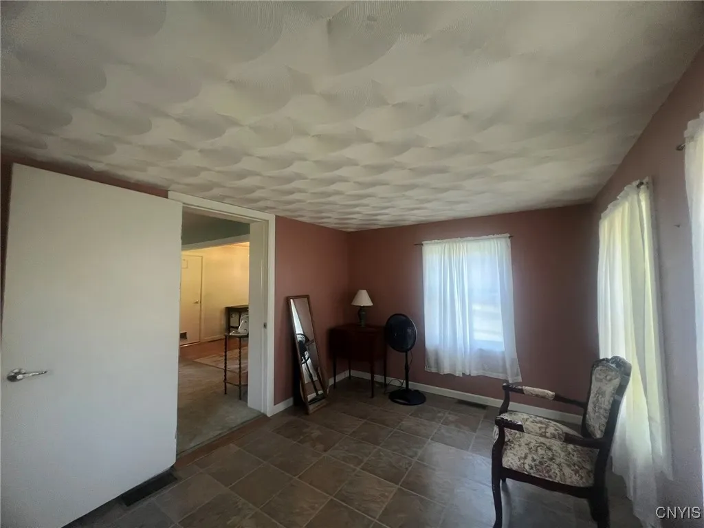 2 Johnny Cake Road, Granby, New York 13069, Granby, New York 13069, 3 Bedrooms Bedrooms, 8 Rooms Rooms,1 BathroomBathrooms,Residential,Closed,2 Johnny Cake Road, Granby, New York 13069,0,S1623636