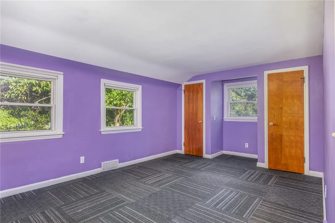 146 Cornwall Lane, Irondequoit, New York 14617, Irondequoit, New York 14617, 3 Bedrooms Bedrooms, 7 Rooms Rooms,2 BathroomsBathrooms,Residential,Closed,146 Cornwall Lane, Irondequoit, New York 14617,0,R1623695