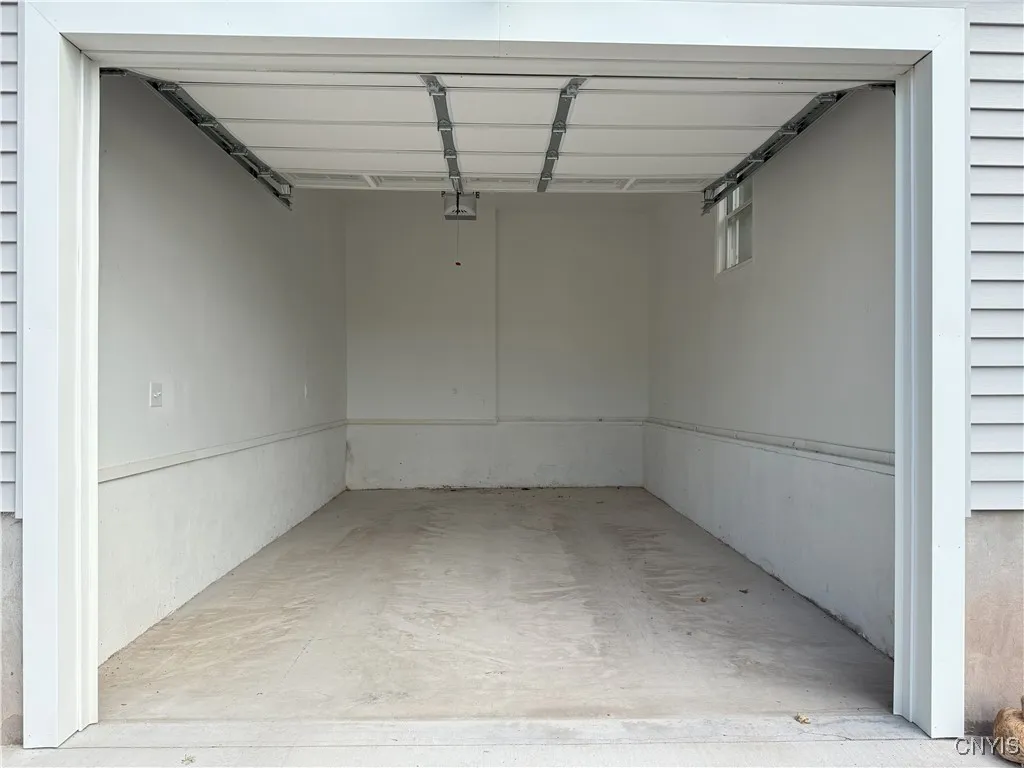 2977 Seneca, Lenox, New York 13032, Lenox, New York 13032, 3 Bedrooms Bedrooms, 8 Rooms Rooms,2 BathroomsBathrooms,Residential Lease,For Rent,2977 Seneca, Lenox, New York 13032,S1623772
