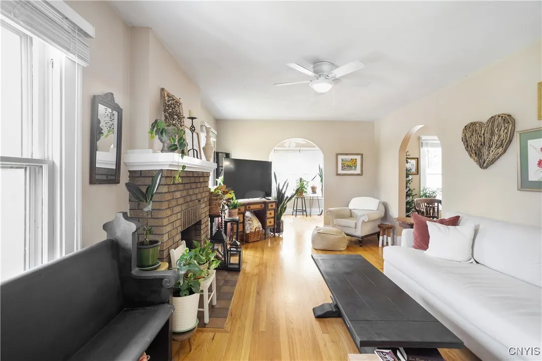 304 Jamesville Road, Dewitt, New York 13214, De Witt, New York 13214, 3 Bedrooms Bedrooms, 7 Rooms Rooms,1 BathroomBathrooms,Residential,For Sale,304 Jamesville Road, Dewitt, New York 13214,S1623664