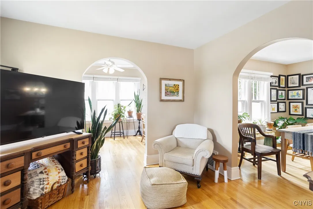 304 Jamesville Road, Dewitt, New York 13214, De Witt, New York 13214, 3 Bedrooms Bedrooms, 7 Rooms Rooms,1 BathroomBathrooms,Residential,For Sale,304 Jamesville Road, Dewitt, New York 13214,S1623664