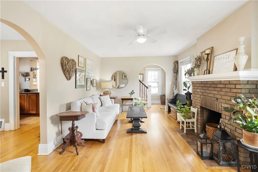 304 Jamesville Road, Dewitt, New York 13214, De Witt, New York 13214, 3 Bedrooms Bedrooms, 7 Rooms Rooms,1 BathroomBathrooms,Residential,For Sale,304 Jamesville Road, Dewitt, New York 13214,S1623664