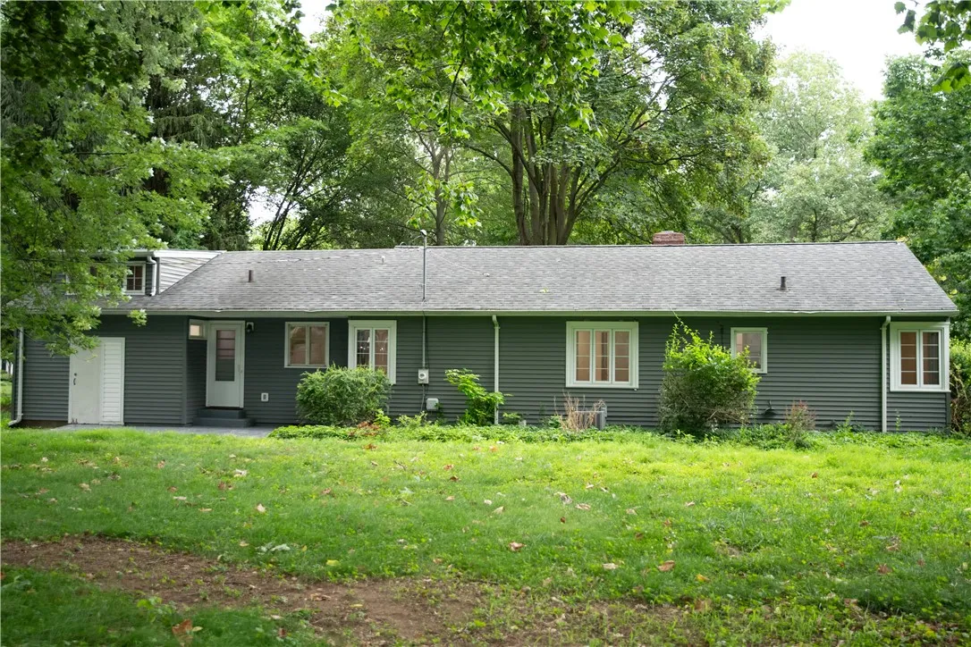 119 Oakridge Drive, Irondequoit, New York 14617, Irondequoit, New York 14617, 4 Bedrooms Bedrooms, 8 Rooms Rooms,1 BathroomBathrooms,Residential,For Sale,119 Oakridge Drive, Irondequoit, New York 14617,R1623704