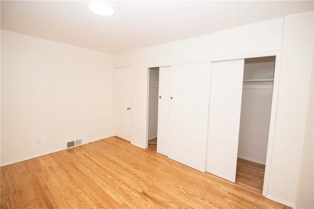 119 Oakridge Drive, Irondequoit, New York 14617, Irondequoit, New York 14617, 4 Bedrooms Bedrooms, 8 Rooms Rooms,1 BathroomBathrooms,Residential,For Sale,119 Oakridge Drive, Irondequoit, New York 14617,R1623704
