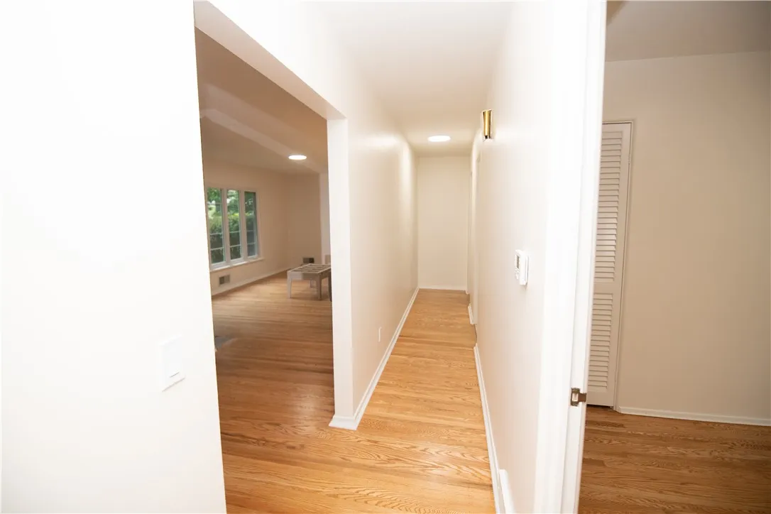 119 Oakridge Drive, Irondequoit, New York 14617, Irondequoit, New York 14617, 4 Bedrooms Bedrooms, 8 Rooms Rooms,1 BathroomBathrooms,Residential,For Sale,119 Oakridge Drive, Irondequoit, New York 14617,R1623704