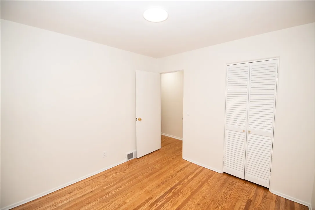 119 Oakridge Drive, Irondequoit, New York 14617, Irondequoit, New York 14617, 4 Bedrooms Bedrooms, 8 Rooms Rooms,1 BathroomBathrooms,Residential,For Sale,119 Oakridge Drive, Irondequoit, New York 14617,R1623704