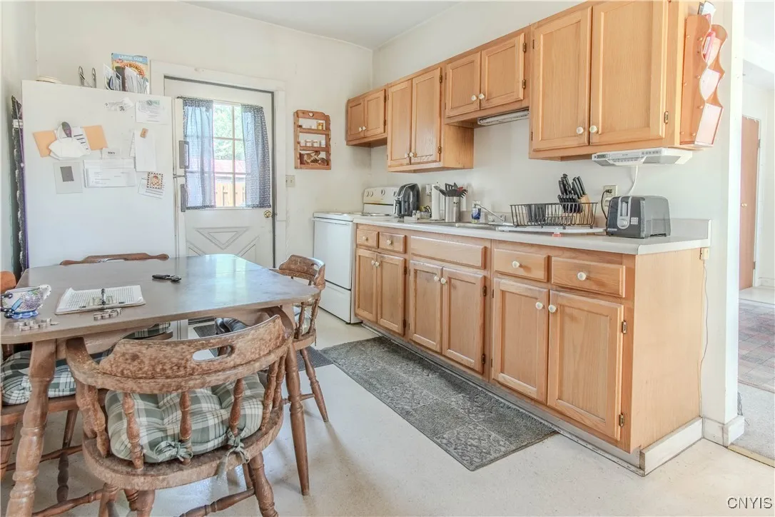 13188 Us Route 11, Adams, New York 13606, Adams, New York 13606, 3 Bedrooms Bedrooms, ,2 BathroomsBathrooms,Residential,For Sale,13188 Us Route 11, Adams, New York 13606,S1621875
