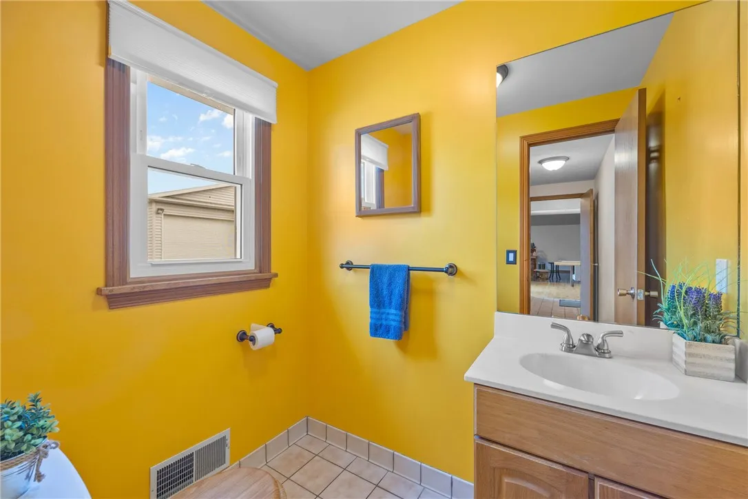 GUEST HALF BATH