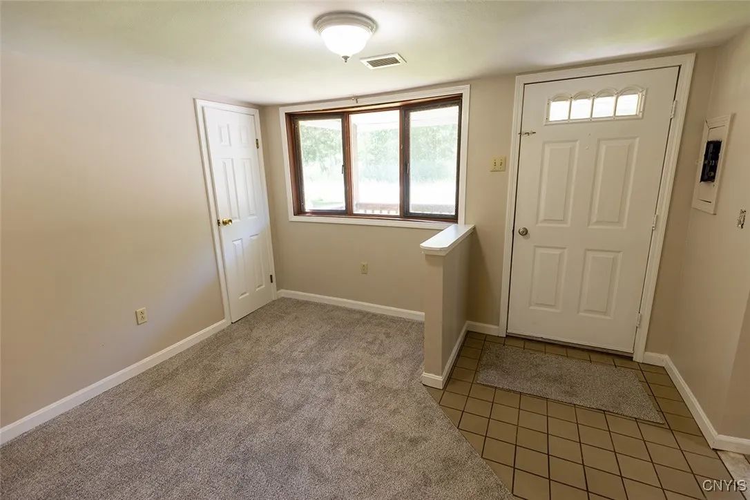7042 North Manlius Road, Manlius, New York 13082, Manlius, New York 13082, 3 Bedrooms Bedrooms, 6 Rooms Rooms,1 BathroomBathrooms,Residential,For Sale,7042 North Manlius Road, Manlius, New York 13082,S1623786