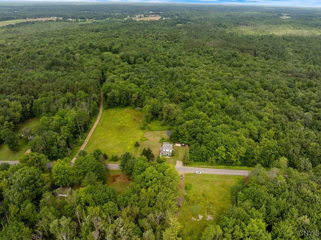 167 Dutch Road, West Monroe, New York 13167, West Monroe, New York 13167, 4 Bedrooms Bedrooms, 9 Rooms Rooms,2 BathroomsBathrooms,Residential,For Sale,167 Dutch Road, West Monroe, New York 13167,S1622499