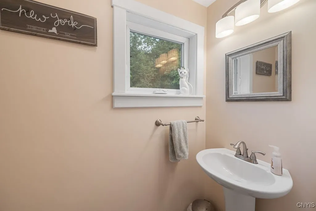 167 Dutch Road, West Monroe, New York 13167, West Monroe, New York 13167, 4 Bedrooms Bedrooms, 9 Rooms Rooms,2 BathroomsBathrooms,Residential,For Sale,167 Dutch Road, West Monroe, New York 13167,S1622499