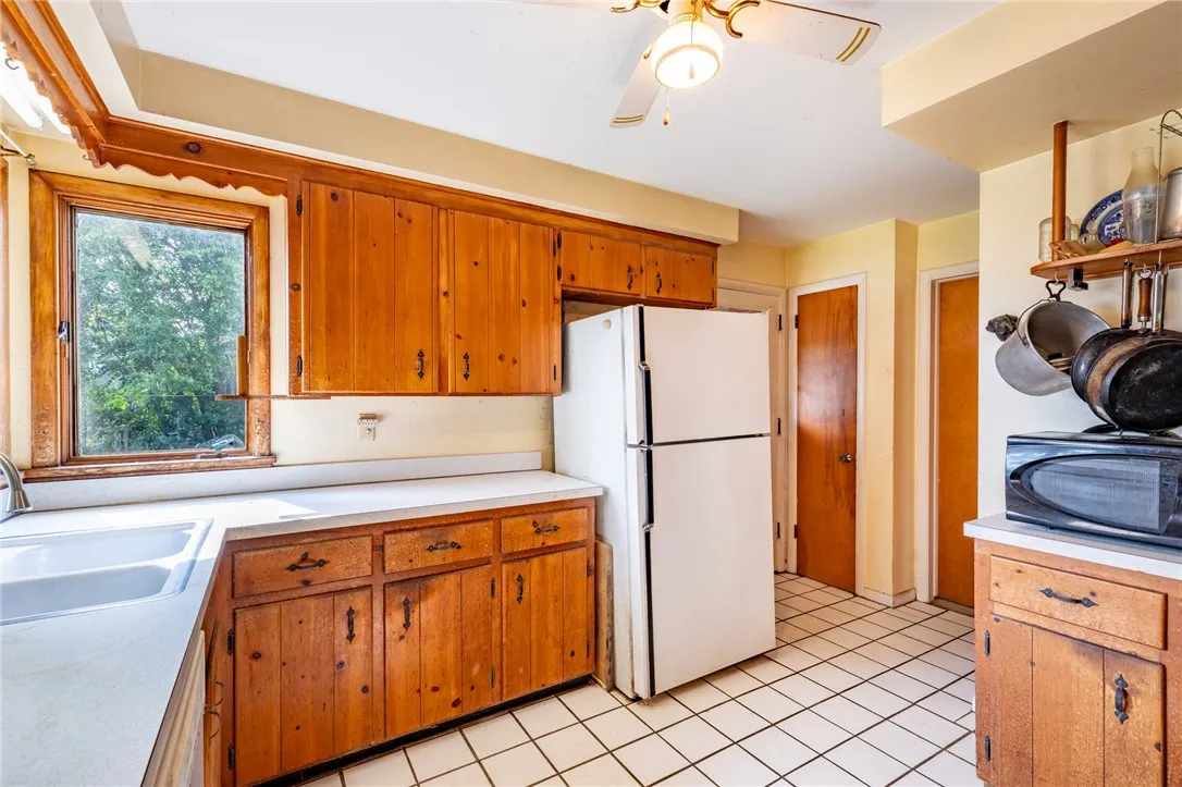97 Seabury Boulevard, Penfield, New York 14580, Penfield, New York 14580, 4 Rooms Rooms,Commercial Sale,For Sale,97 Seabury Boulevard, Penfield, New York 14580,R1623769