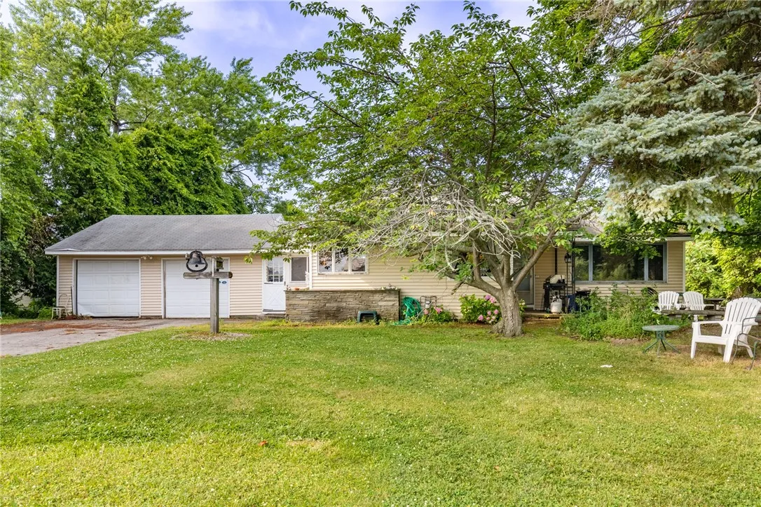 97 Seabury Boulevard, Penfield, New York 14580, Penfield, New York 14580, 3 Bedrooms Bedrooms, 4 Rooms Rooms,2 BathroomsBathrooms,Residential,For Sale,97 Seabury Boulevard, Penfield, New York 14580,R1623746