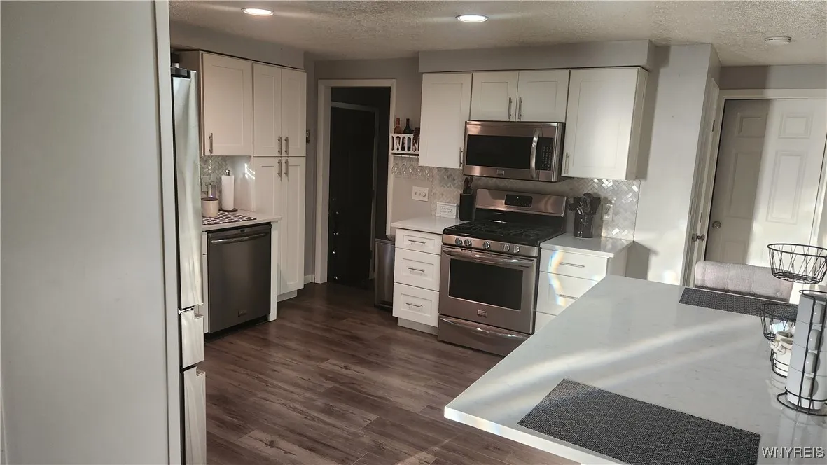 95 Candace Ln, Cheektowaga, New York 14043, Cheektowaga, New York 14043, 3 Bedrooms Bedrooms, 6 Rooms Rooms,1 BathroomBathrooms,Residential,For Sale,95 Candace Ln, Cheektowaga, New York 14043,B1623733