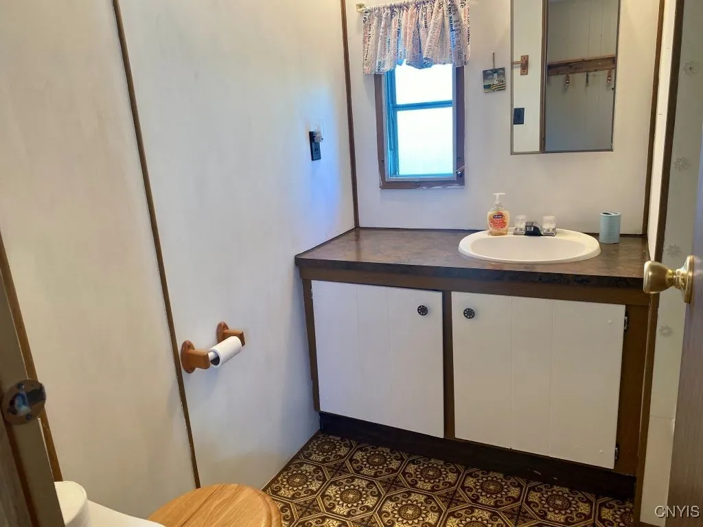 33163 Nys Route 12e, Cape Vincent, New York 13618, Cape Vincent, New York 13618, 2 Bedrooms Bedrooms, 4 Rooms Rooms,2 BathroomsBathrooms,Residential,For Sale,33163 Nys Route 12e, Cape Vincent, New York 13618,S1623711