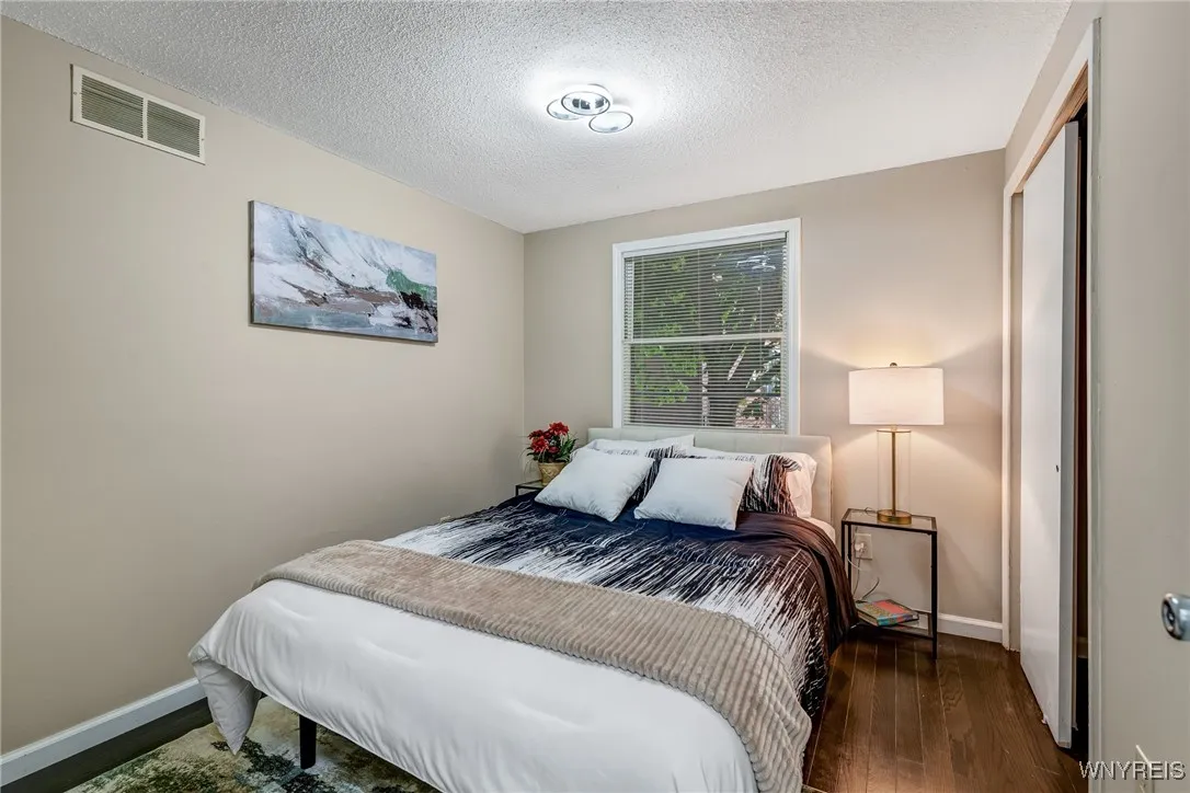 82 John Paul Court, Buffalo, New York 14206, Buffalo, New York 14206, 4 Bedrooms Bedrooms, 7 Rooms Rooms,2 BathroomsBathrooms,Residential,For Sale,82 John Paul Court, Buffalo, New York 14206,B1623656