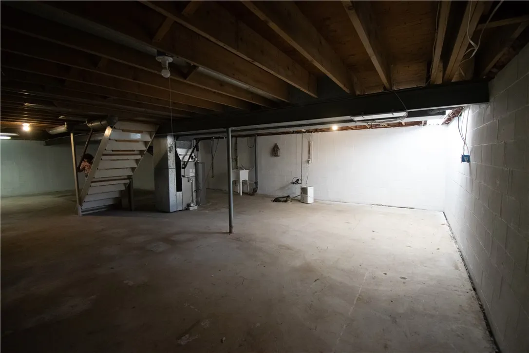 118 S Ridge Trl, Perinton, New York 14450, Perinton, New York 14450, 4 Bedrooms Bedrooms, 8 Rooms Rooms,2 BathroomsBathrooms,Residential,For Sale,118 S Ridge Trl, Perinton, New York 14450,R1623758