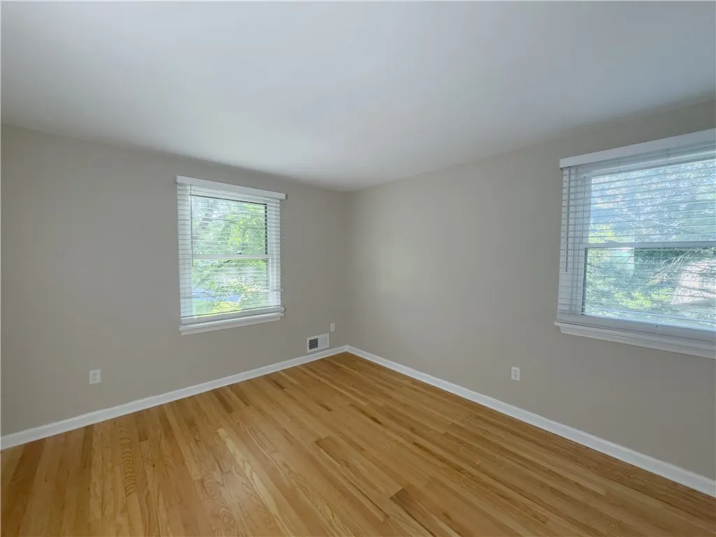 118 S Ridge Trl, Perinton, New York 14450, Perinton, New York 14450, 4 Bedrooms Bedrooms, 8 Rooms Rooms,2 BathroomsBathrooms,Residential,For Sale,118 S Ridge Trl, Perinton, New York 14450,R1623758