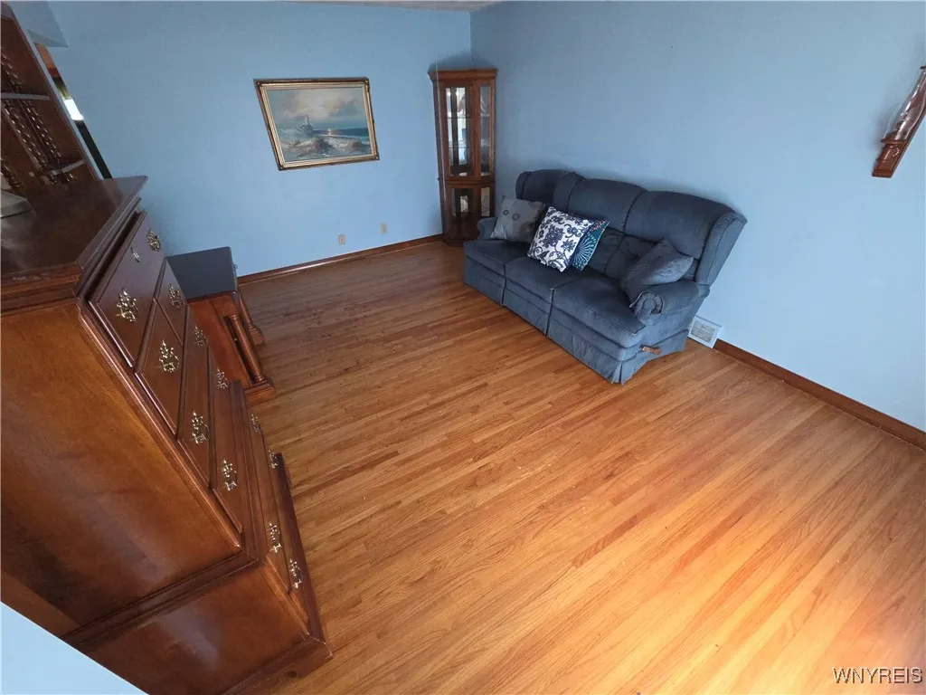 53 Kies Court, Niagara Falls, New York 14304, Niagara Falls, New York 14304, 3 Bedrooms Bedrooms, 7 Rooms Rooms,2 BathroomsBathrooms,Residential,Closed,53 Kies Court, Niagara Falls, New York 14304,0,B1623776