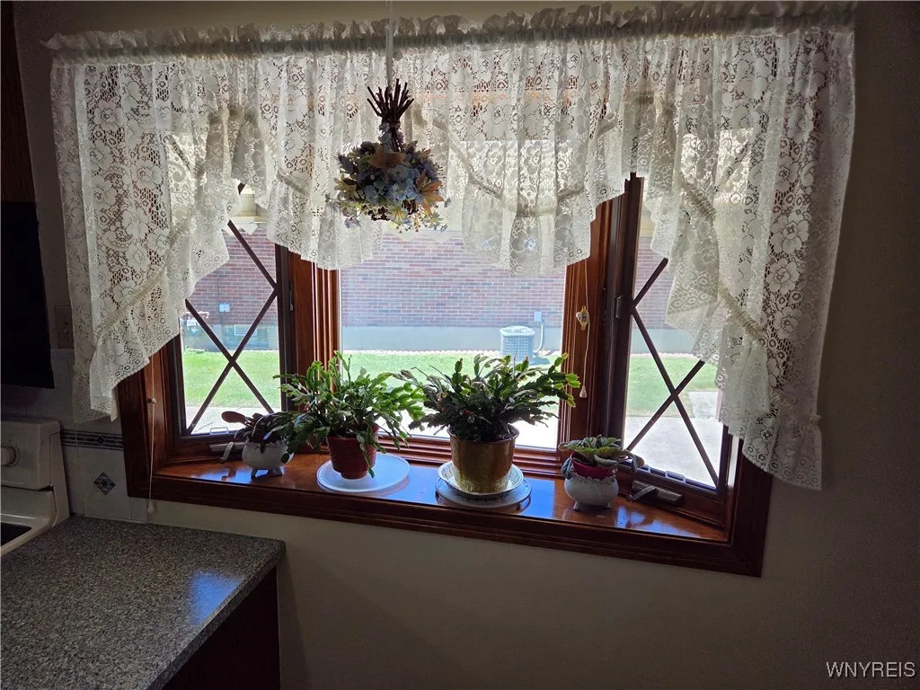 53 Kies Court, Niagara Falls, New York 14304, Niagara Falls, New York 14304, 3 Bedrooms Bedrooms, 7 Rooms Rooms,2 BathroomsBathrooms,Residential,For Sale,53 Kies Court, Niagara Falls, New York 14304,B1623776