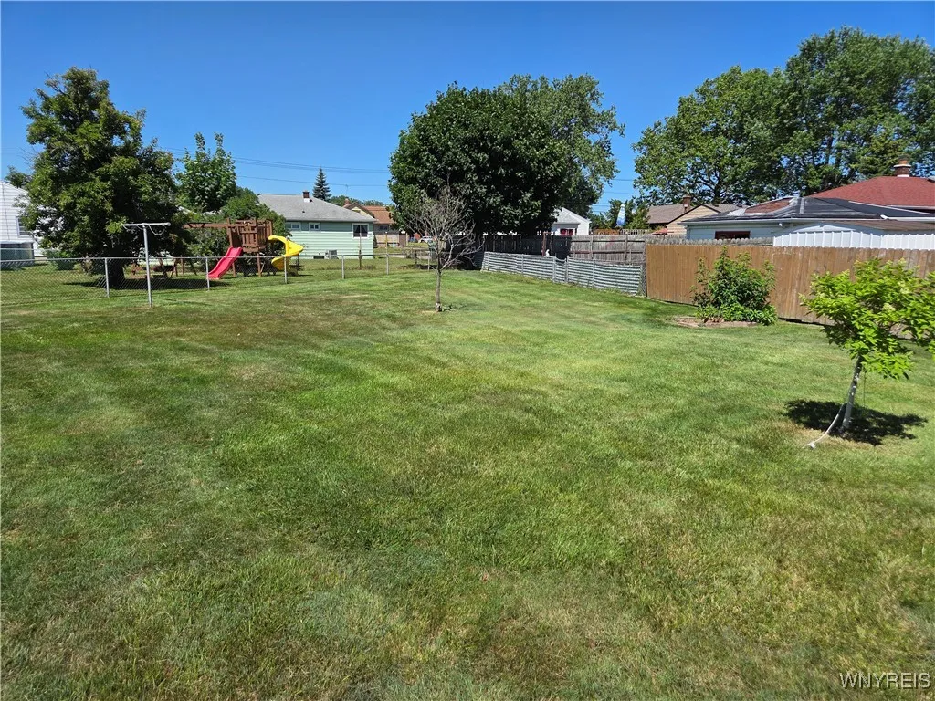 53 Kies Court, Niagara Falls, New York 14304, Niagara Falls, New York 14304, 3 Bedrooms Bedrooms, 7 Rooms Rooms,2 BathroomsBathrooms,Residential,For Sale,53 Kies Court, Niagara Falls, New York 14304,B1623776