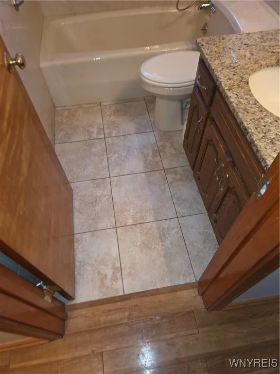 53 Kies Court, Niagara Falls, New York 14304, Niagara Falls, New York 14304, 3 Bedrooms Bedrooms, 7 Rooms Rooms,2 BathroomsBathrooms,Residential,Closed,53 Kies Court, Niagara Falls, New York 14304,0,B1623776