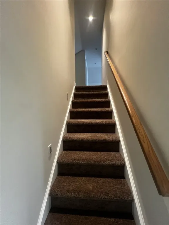 1229 Long Pond Rd, Greece, New York 14626, Greece, New York 14626, 3 Bedrooms Bedrooms, 6 Rooms Rooms,2 BathroomsBathrooms,Residential Lease,For Rent,1229 Long Pond Rd, Greece, New York 14626,R1623323