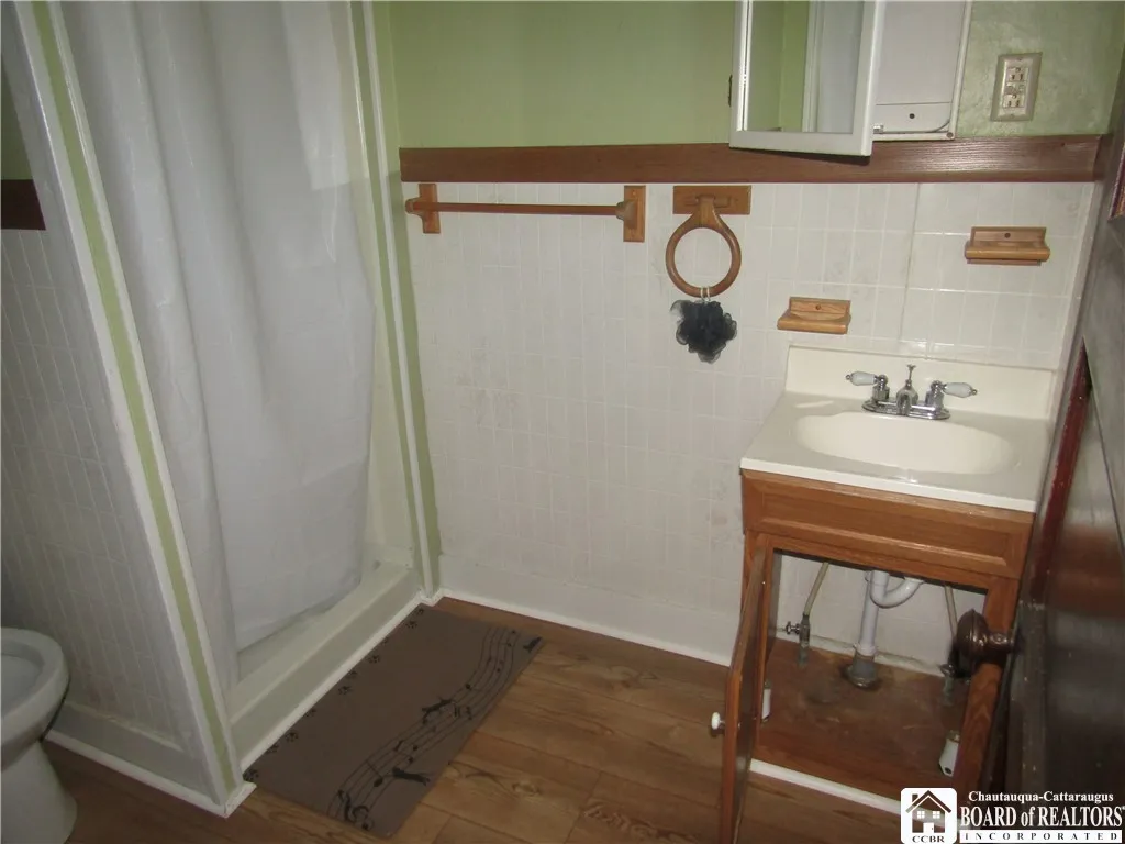 161 Thayer Street, Jamestown, New York 14701, Jamestown, New York 14701, 4 Bedrooms Bedrooms, ,2 BathroomsBathrooms,Residential,For Sale,161 Thayer Street, Jamestown, New York 14701,R1623794
