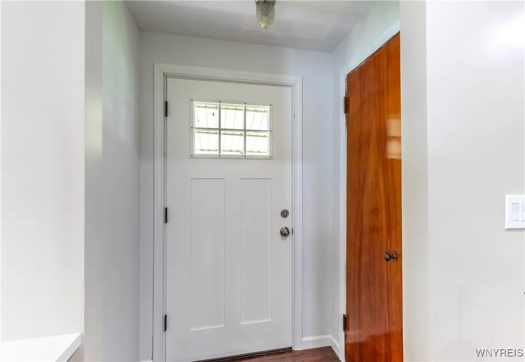 192 Culver Road, Buffalo, New York 14220, Buffalo, New York 14220, 4 Bedrooms Bedrooms, 6 Rooms Rooms,1 BathroomBathrooms,Residential,For Sale,192 Culver Road, Buffalo, New York 14220,B1623316