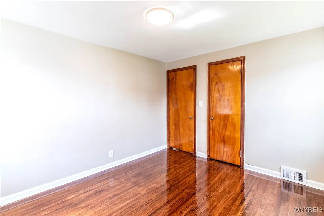 192 Culver Road, Buffalo, New York 14220, Buffalo, New York 14220, 4 Bedrooms Bedrooms, 6 Rooms Rooms,1 BathroomBathrooms,Residential,For Sale,192 Culver Road, Buffalo, New York 14220,B1623316