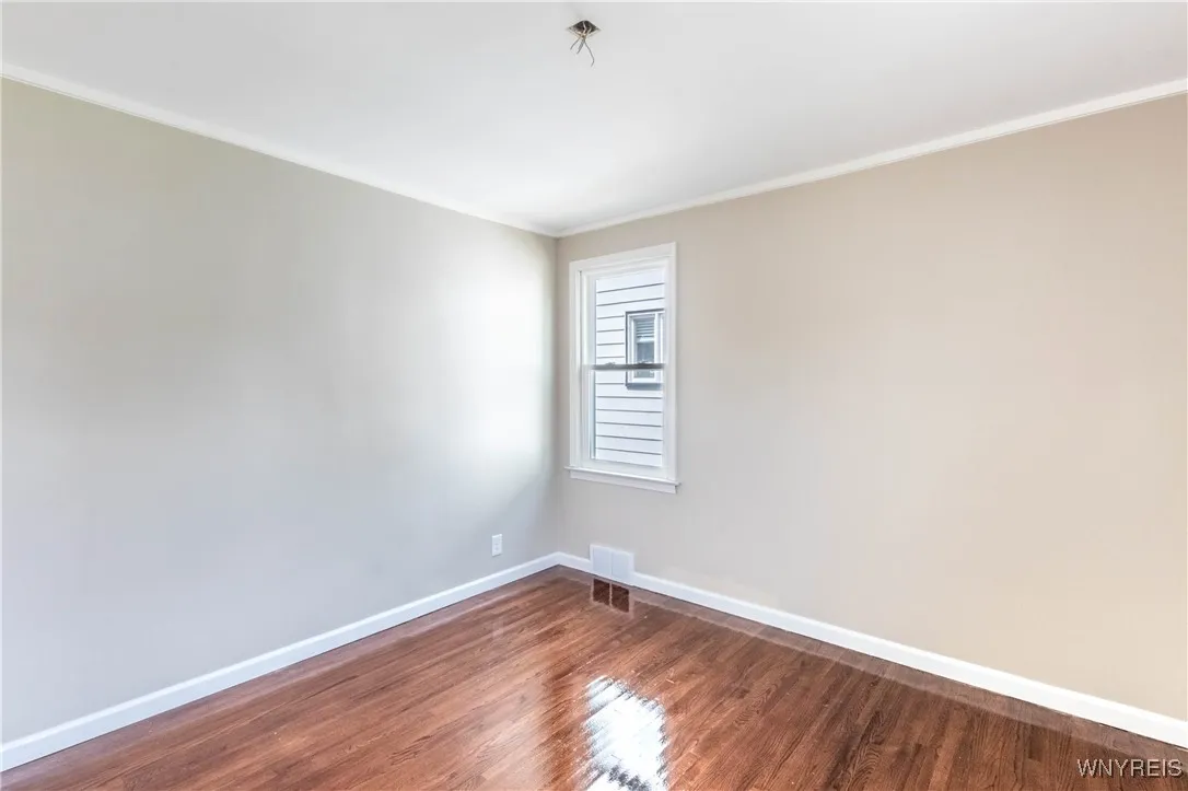 192 Culver Road, Buffalo, New York 14220, Buffalo, New York 14220, 4 Bedrooms Bedrooms, 6 Rooms Rooms,1 BathroomBathrooms,Residential,For Sale,192 Culver Road, Buffalo, New York 14220,B1623316