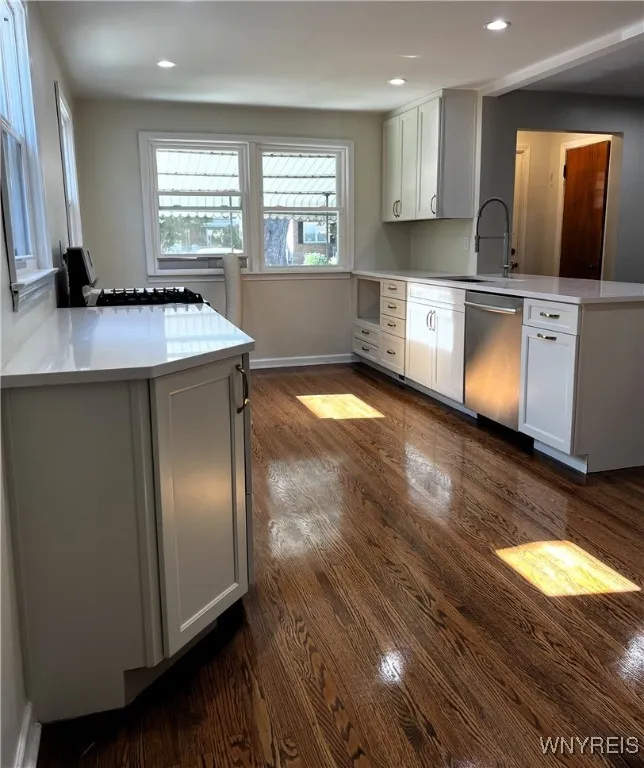 192 Culver Road, Buffalo, New York 14220, Buffalo, New York 14220, 4 Bedrooms Bedrooms, 6 Rooms Rooms,1 BathroomBathrooms,Residential,For Sale,192 Culver Road, Buffalo, New York 14220,B1623316