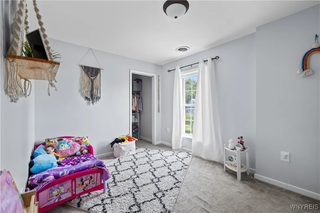 910 Lake Street, Evans, New York 14006, Evans, New York 14006, 4 Bedrooms Bedrooms, 8 Rooms Rooms,2 BathroomsBathrooms,Residential,For Sale,910 Lake Street, Evans, New York 14006,B1622188