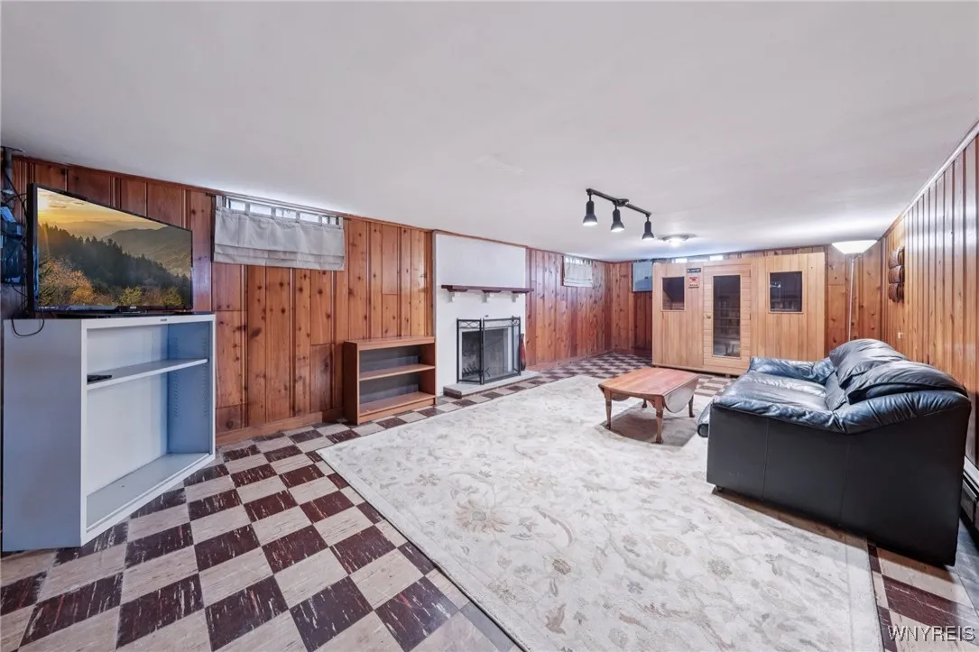 114 Fairways Boulevard, Amherst, New York 14221, Amherst, New York 14221, 4 Bedrooms Bedrooms, 6 Rooms Rooms,2 BathroomsBathrooms,Residential,For Sale,114 Fairways Boulevard, Amherst, New York 14221,0,B1623774