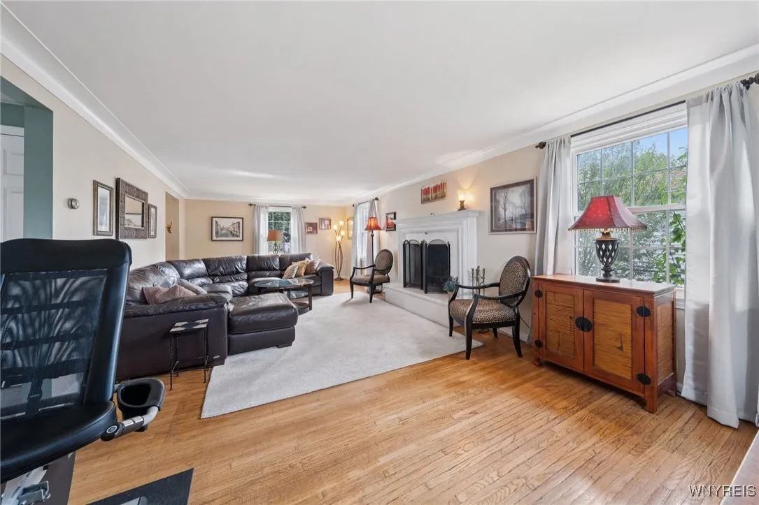 114 Fairways Boulevard, Amherst, New York 14221, Amherst, New York 14221, 4 Bedrooms Bedrooms, 6 Rooms Rooms,2 BathroomsBathrooms,Residential,For Sale,114 Fairways Boulevard, Amherst, New York 14221,0,B1623774