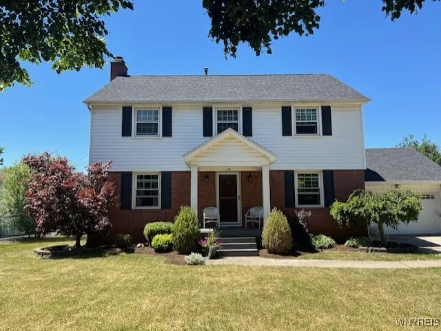 114 Fairways Boulevard, Amherst, New York 14221, Amherst, New York 14221, 4 Bedrooms Bedrooms, 6 Rooms Rooms,2 BathroomsBathrooms,Residential,For Sale,114 Fairways Boulevard, Amherst, New York 14221,B1623774