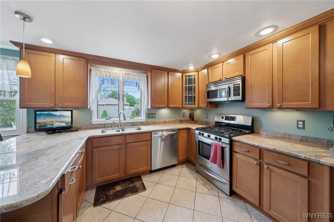 114 Fairways Boulevard, Amherst, New York 14221, Amherst, New York 14221, 4 Bedrooms Bedrooms, 6 Rooms Rooms,2 BathroomsBathrooms,Residential,For Sale,114 Fairways Boulevard, Amherst, New York 14221,0,B1623774