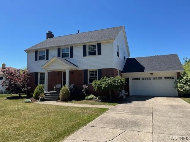 114 Fairways Boulevard, Amherst, New York 14221, Amherst, New York 14221, 4 Bedrooms Bedrooms, 6 Rooms Rooms,2 BathroomsBathrooms,Residential,For Sale,114 Fairways Boulevard, Amherst, New York 14221,B1623774