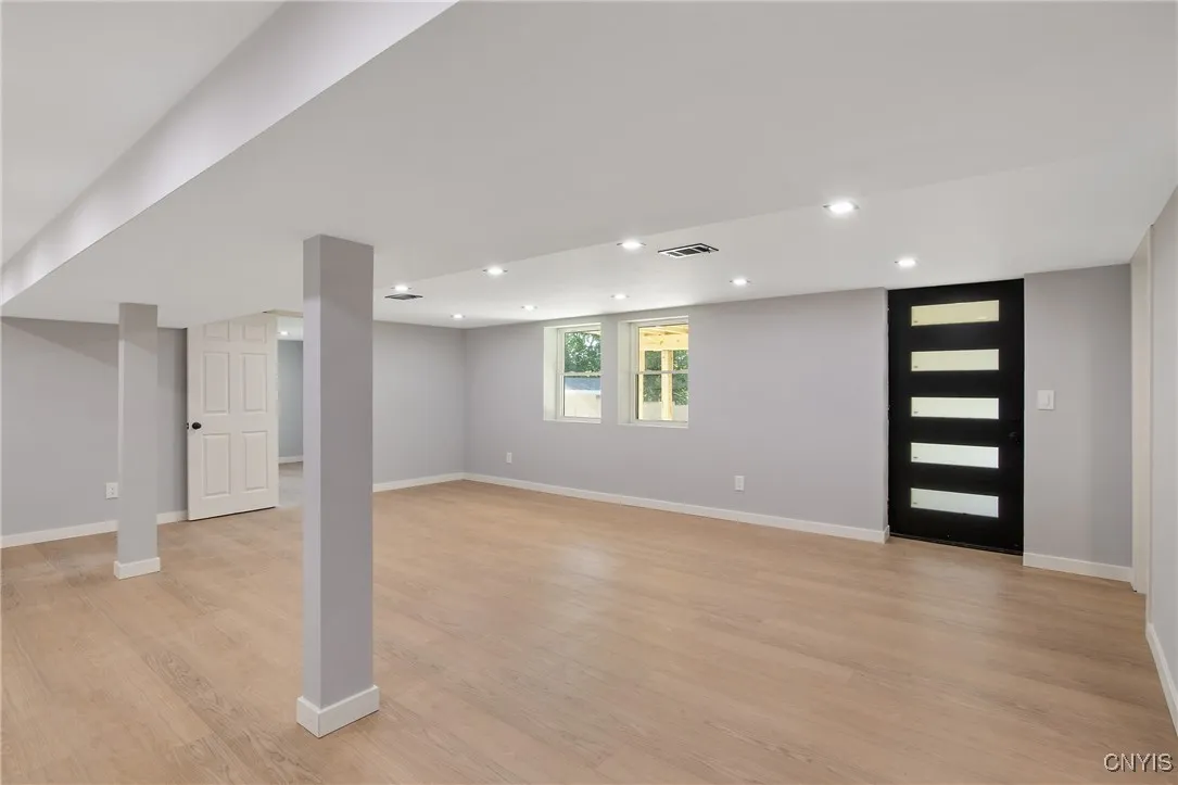 845 Glenwood Avenue, Syracuse, New York 13207, Syracuse, New York 13207, 4 Bedrooms Bedrooms, 11 Rooms Rooms,3 BathroomsBathrooms,Residential,For Sale,845 Glenwood Avenue, Syracuse, New York 13207,S1623643
