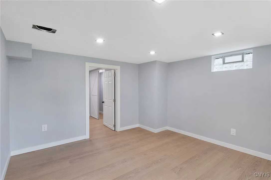 845 Glenwood Avenue, Syracuse, New York 13207, Syracuse, New York 13207, 4 Bedrooms Bedrooms, 11 Rooms Rooms,3 BathroomsBathrooms,Residential,For Sale,845 Glenwood Avenue, Syracuse, New York 13207,S1623643