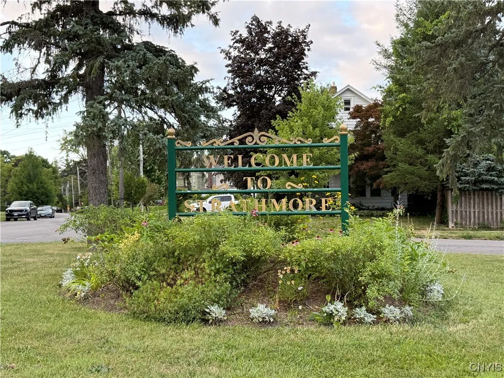 845 Glenwood Avenue, Syracuse, New York 13207, Syracuse, New York 13207, 4 Bedrooms Bedrooms, 11 Rooms Rooms,3 BathroomsBathrooms,Residential,For Sale,845 Glenwood Avenue, Syracuse, New York 13207,S1623643