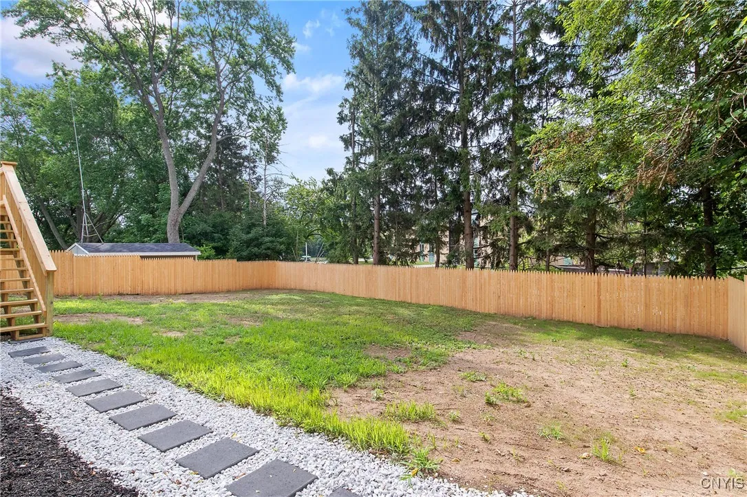 845 Glenwood Avenue, Syracuse, New York 13207, Syracuse, New York 13207, 4 Bedrooms Bedrooms, 11 Rooms Rooms,3 BathroomsBathrooms,Residential,For Sale,845 Glenwood Avenue, Syracuse, New York 13207,S1623643