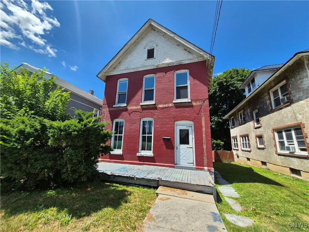 146 South Massey Street, Watertown City, New York, Watertown City, New York 13601, 5 Bedrooms Bedrooms, 10 Rooms Rooms,2 BathroomsBathrooms,Residential,For Sale,146 South Massey Street, Watertown City, New York ,S1623803