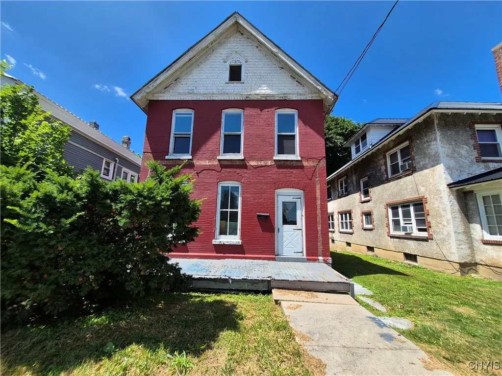 146 South Massey Street, Watertown City, New York, Watertown City, New York 13601, 5 Bedrooms Bedrooms, 10 Rooms Rooms,2 BathroomsBathrooms,Residential,For Sale,146 South Massey Street, Watertown City, New York ,S1623803