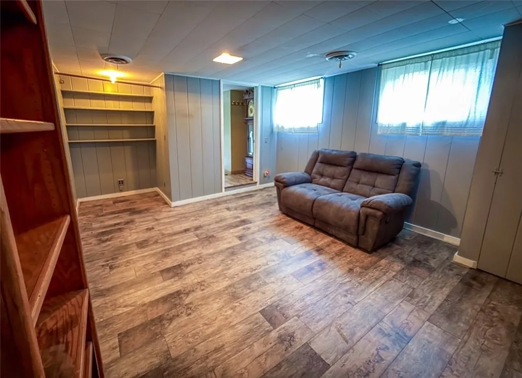 304 Southfield Drive, Manlius, New York 13066, Manlius, New York 13066, 3 Bedrooms Bedrooms, 9 Rooms Rooms,2 BathroomsBathrooms,Residential,For Sale,304 Southfield Drive, Manlius, New York 13066,R1623779