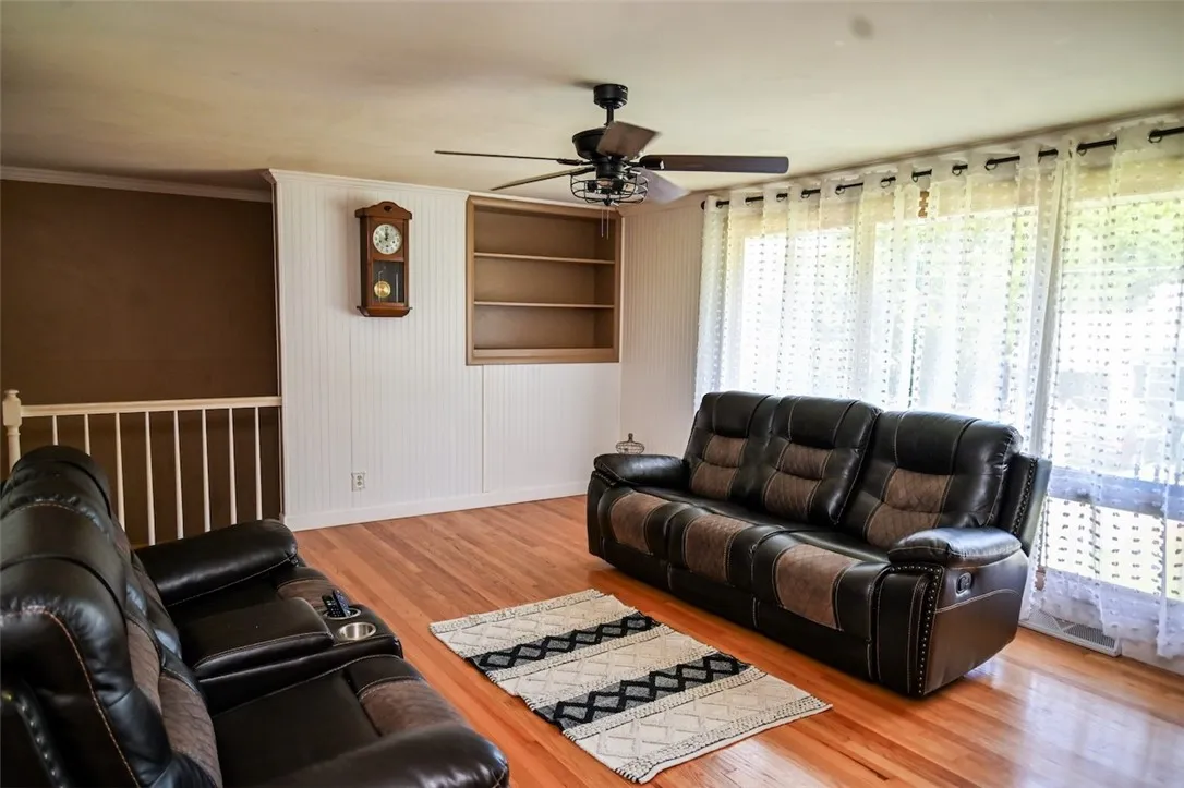 304 Southfield Drive, Manlius, New York 13066, Manlius, New York 13066, 3 Bedrooms Bedrooms, 9 Rooms Rooms,2 BathroomsBathrooms,Residential,For Sale,304 Southfield Drive, Manlius, New York 13066,R1623779