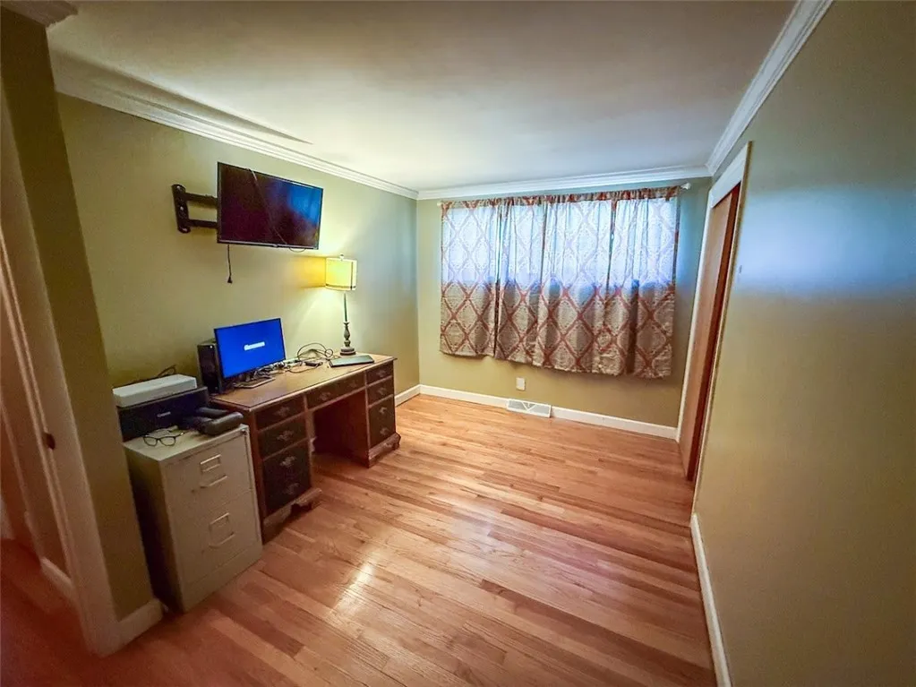 304 Southfield Drive, Manlius, New York 13066, Manlius, New York 13066, 3 Bedrooms Bedrooms, 9 Rooms Rooms,2 BathroomsBathrooms,Residential,For Sale,304 Southfield Drive, Manlius, New York 13066,R1623779
