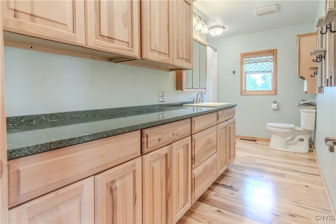 25800 Walrath Road, Lyme, New York 13622, Lyme, New York 13622, 3 Bedrooms Bedrooms, 8 Rooms Rooms,1 BathroomBathrooms,Residential,For Sale,25800 Walrath Road, Lyme, New York 13622,S1623086